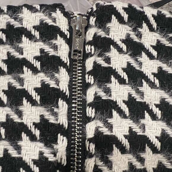 NWT For Love and Lemons Bonnie mini skirt in black and white size‎ large - Picture 9 of 11